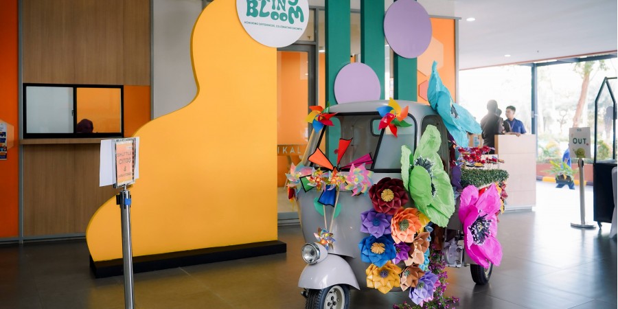 Unity in Bloom: How a Simple Bajaj Became a Device for Storytelling